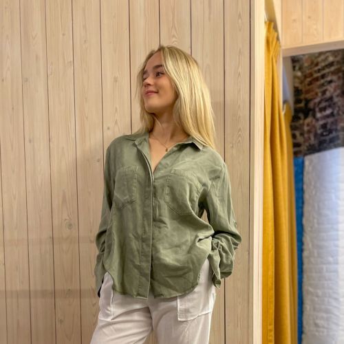 klassieke blouse van lyocell met front pockets