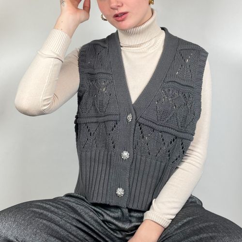 knitted gilet 