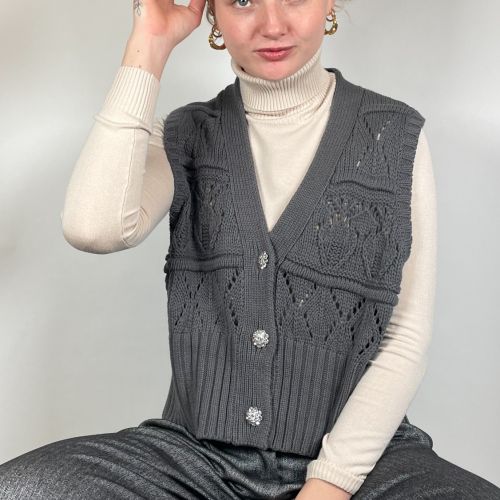 knitted gilet 