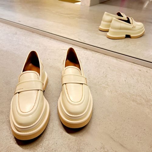 Loafers leather 