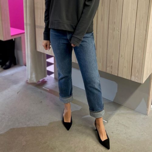 straight leg jeans
