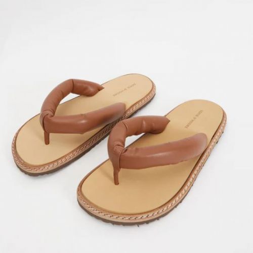 Flip Padded Leather Thong Sandals &mdash; Havanna