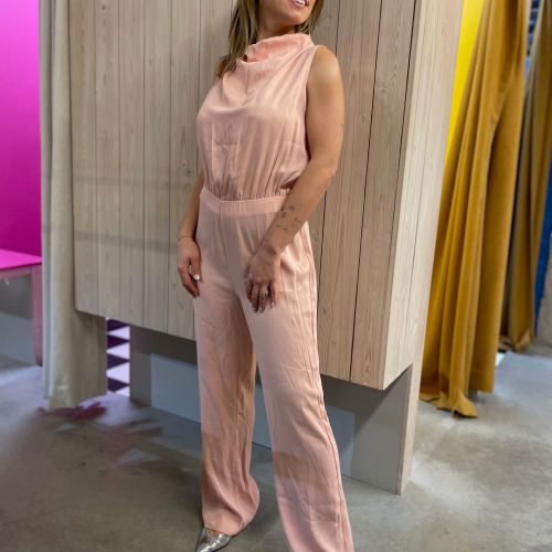 mouwloze jumpsuit
