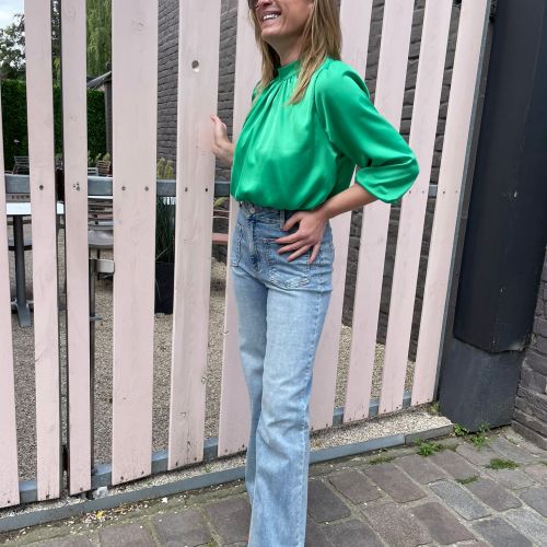 The Flared jeans stretch mid rise