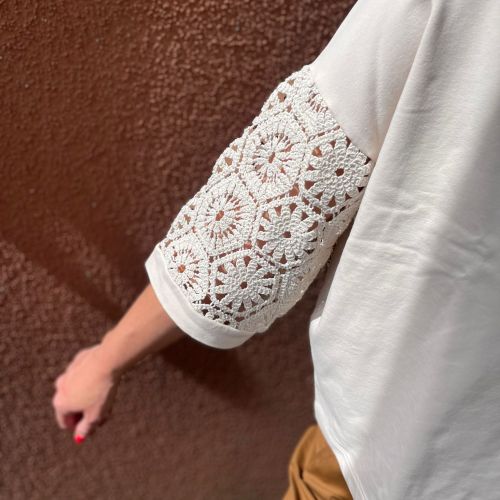 cropped t-shirt met mouw in broderie