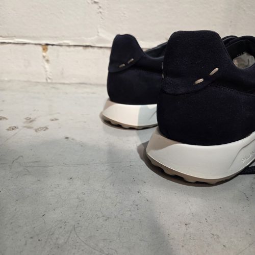 sportieve sneakers su&eacute;de