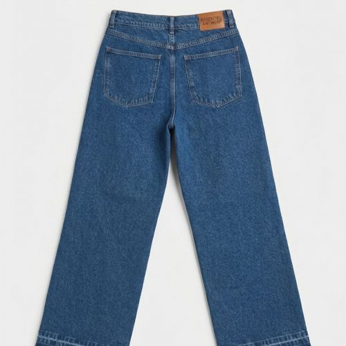 Wide leg jeans
