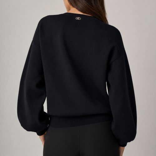pull v-neck