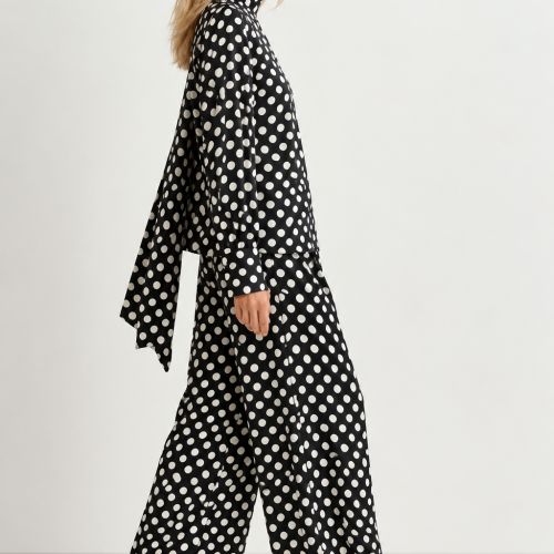oversized blouse polkadot
