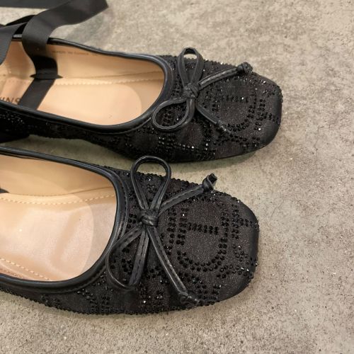 Ballet flats with Oval T embroidery and rhinestones