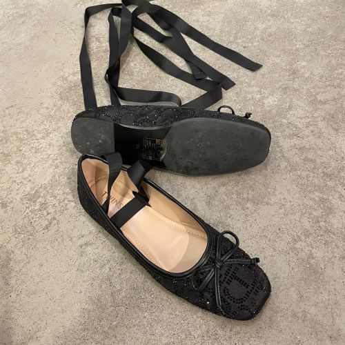 Ballet flats with Oval T embroidery and rhinestones