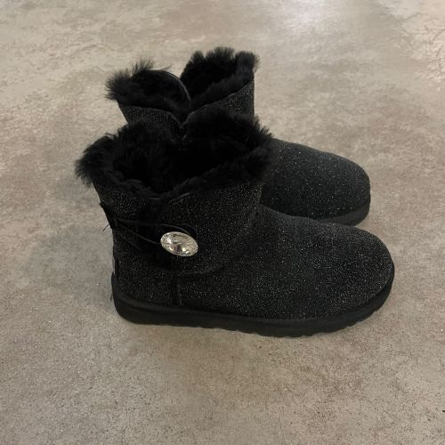 Ugg Boots Bailey Button Bling
