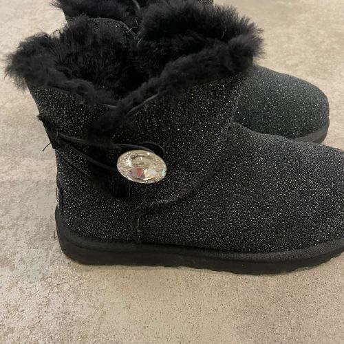 Ugg Boots Bailey Button Bling