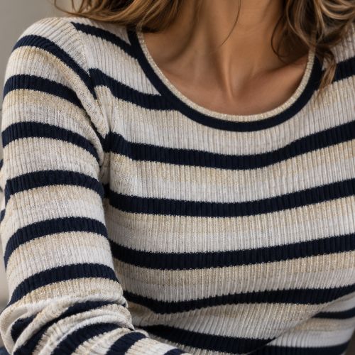 Multicolor gestreepte pull met metaaldraad