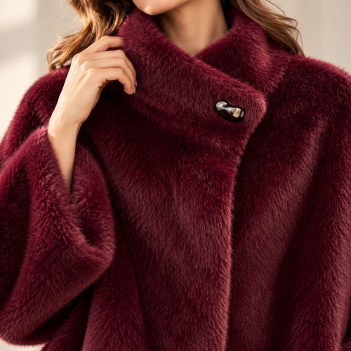 oversized jacket / cape faux fur