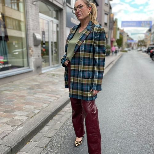  straight leg faux leather pants