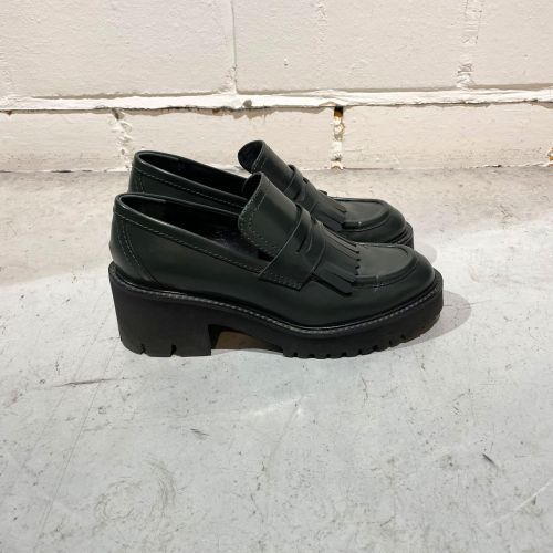 lederen loafers