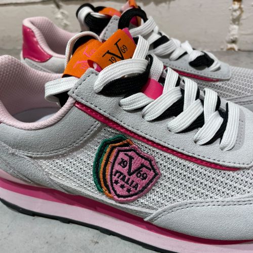 Sarma sneakers