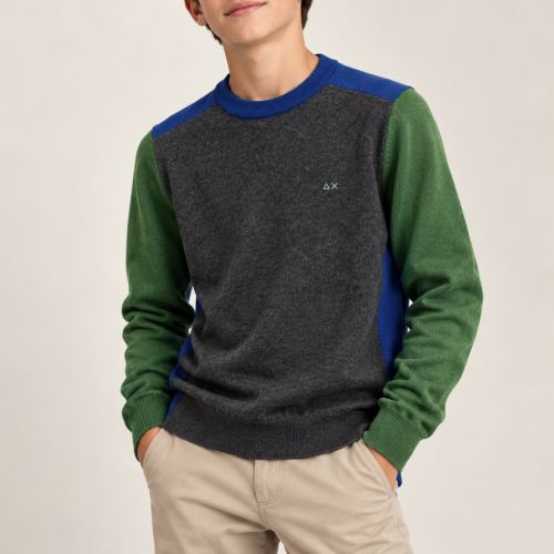 pull colorblock