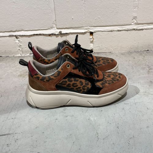 Diamanta sneakers