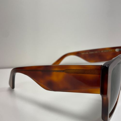 Oversized Havana sunglasses