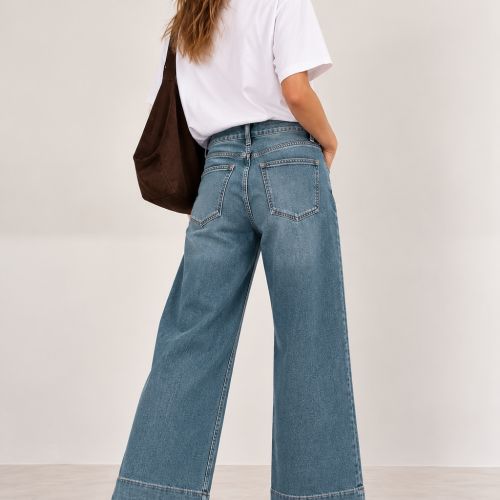 straight jeans